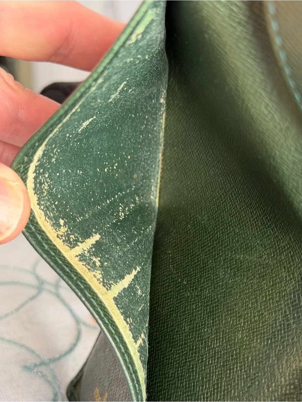 Louis Vuitton Green Taiga Leather Porte Valeurs Long Wallet-Vintage France 1996